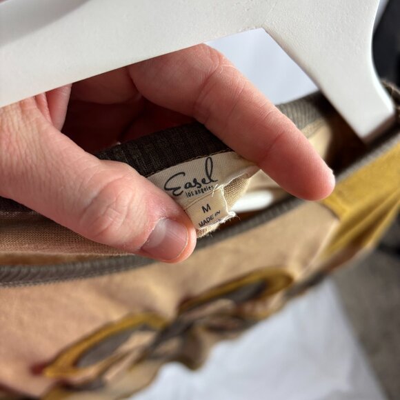 Easel Women's Medium Top Color Block with Flwoer Patch Oversized Boho - Picture 4 of 5